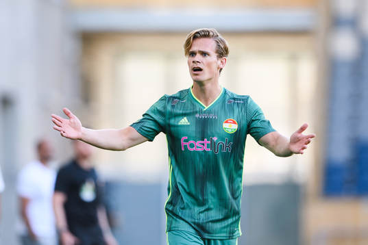 Dalkurds Hampus Finndell reagerar