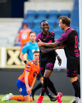 Karamoko Daouda Bamba of Brann celebrates