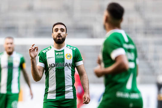 Hammarbys Abdul Khalili i diskussion med Imad Khalili