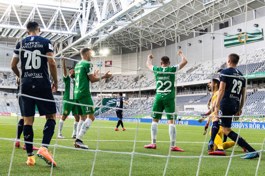 Hammarbys Muamer Tankovic jublar