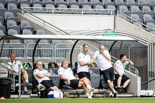 Hammarbys tränare Stefan Billborn och assisterande