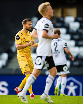 Philip Aksel Frigast Zinckernagel of Bodø/Glimt celebrates