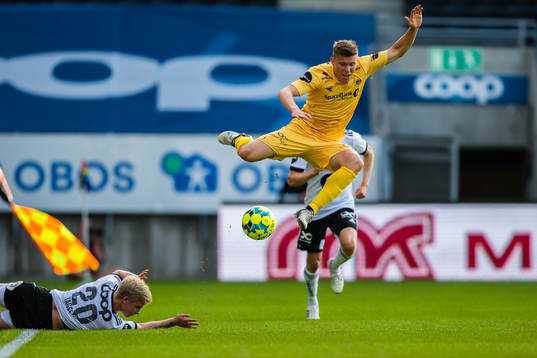 Edvard Sandvik Tagseth of Rosenborg and Alfons Sampsted of