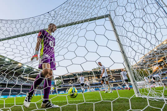 Andre Hansen and Even Hovland of Rosenborg looks dejected