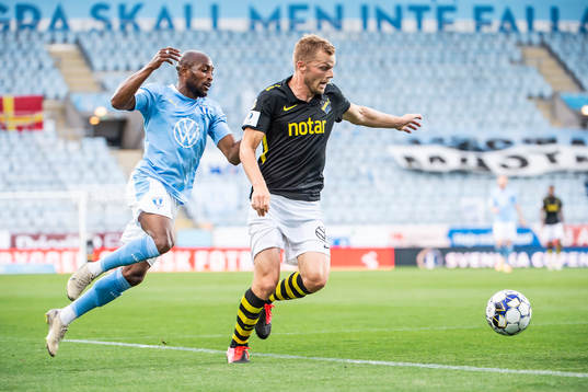 s Sebastian Larsson