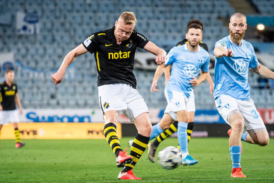 s Kolbeinn Sigthorsson och Malmö FFs Jo Inge Berget