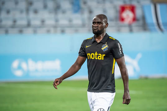 s Enoch Kofi Adu deppar