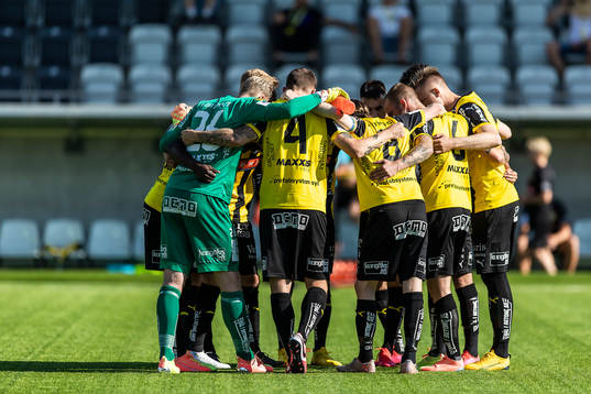 Häckens spelare samlas