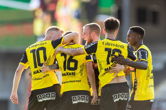 Häckens Leo Bengtsson jublar