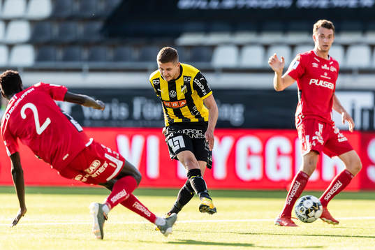 Häckens Leo Bengtsson gör 1-1