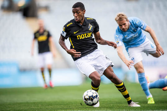 s Paulos Abraham och Malmö FFs Oscar Lewicki