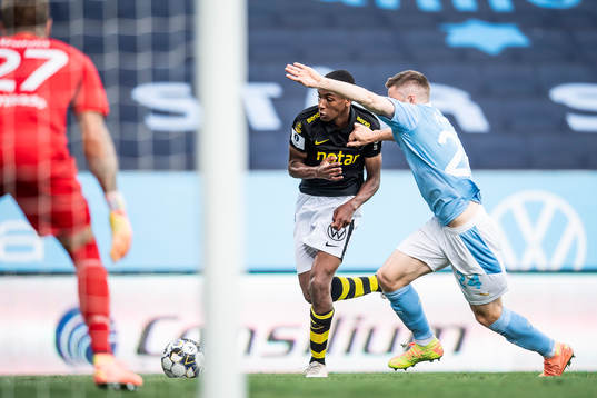 s Paulos Abraham och Malmö FFs Lasse Nielsen