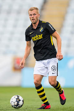 s Sebastian Larsson