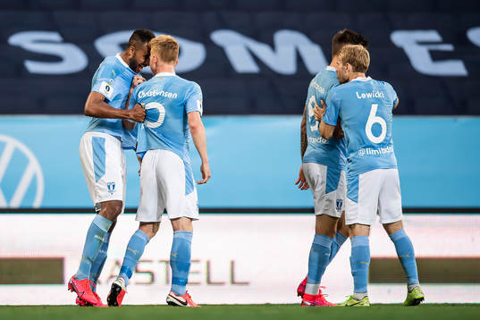 Malmö FFs Isaac Kiese Thelin och Anders Christiansen jublar