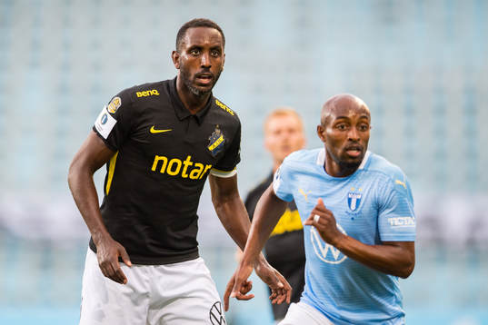s Henok Goitom och Malmö FFs Fouad Bachirou