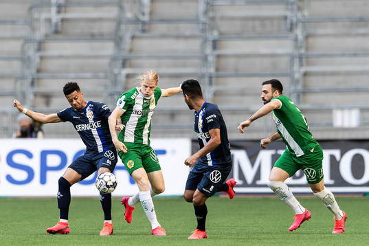 IFK Göteborgs Tobias Sana och Hammarbys Gustav Ludwigson