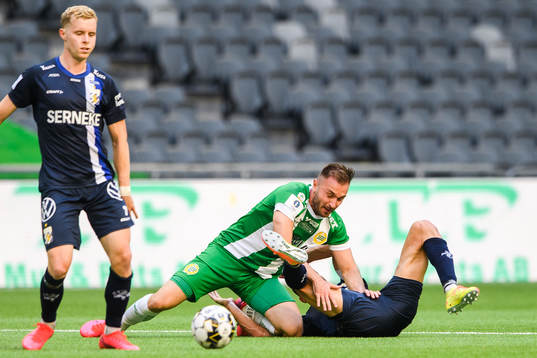 Hammarbys Muamer Tankovic och IFK Göteborgs André Calisir