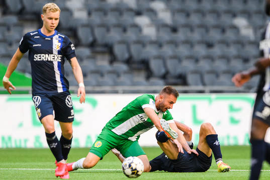 Hammarbys Muamer Tankovic och IFK Göteborgs André Calisir