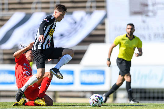 Värnamos Charlie Vindehall och Landskronas Kevin Jensen