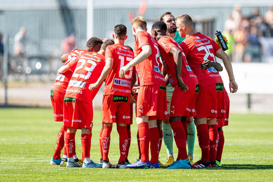 Värnamos spelare samlas