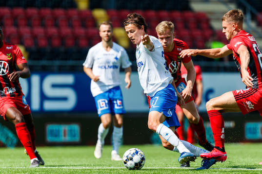 IFK Norrköpings Simon Thern och Östersunds Charlie Colkett