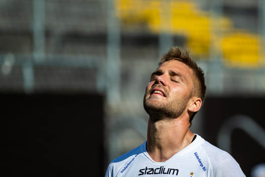 IFK Norrköpings Christoffer Nyman deppar