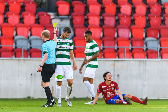 Västerås Jonas Hellgren tilldelas en varning