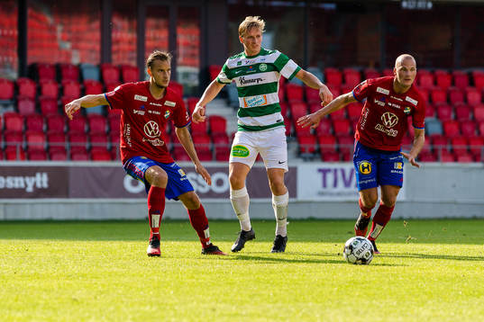 Västerås Douglas Karlberg mellan Östers Månz Berg och
