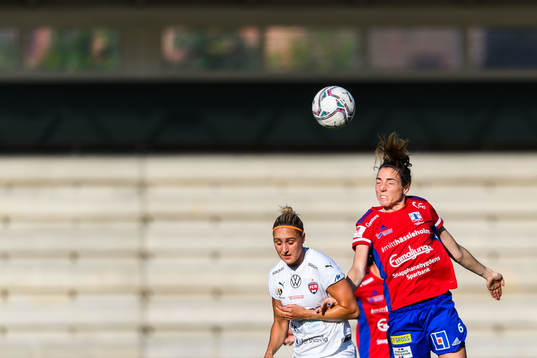 Rosengårds Sanne Troelsgaard och Vittsjös Clara Markstedt
