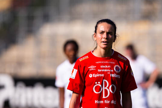Örebros Cali Farquharson