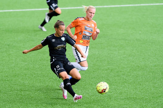 Göteborgs Julia Zigiotti Olme och Kristianstads Josefine