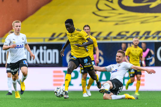 Elfsborgs Joseph Okumu och Örebros Johan Mårtensson