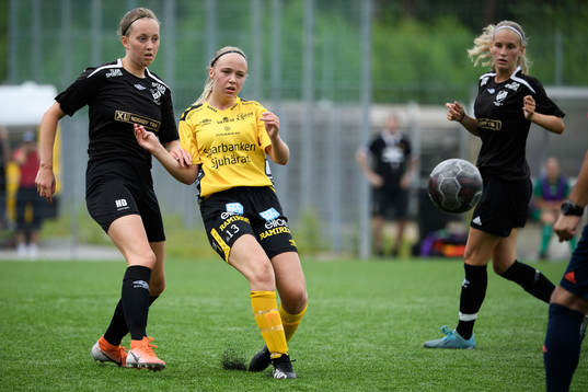 Elfsborgs Evelina Brink och Kronängs Hanna Dahlberg