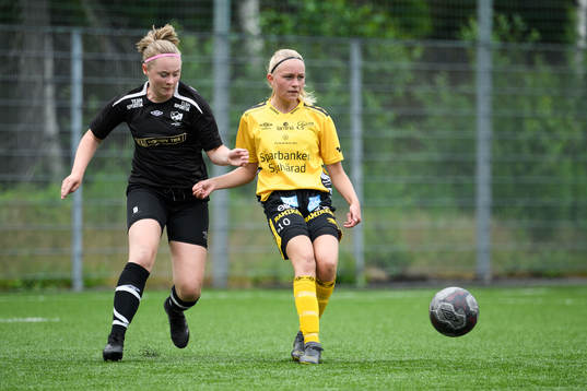 Kronängs Hanna Lindström och Elfsborgs Matilda Ståhlbom