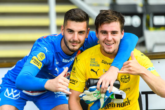 Mjällbys målvakt Marko Johansson och Jesper Gustavsson