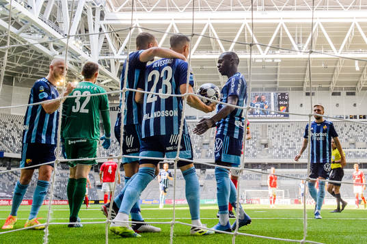 Djurgårdens Fredrik Ulvestad jublar