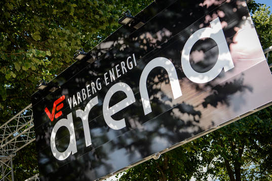 Entren till Varberg Energi Arena före fotbollsmatchen i