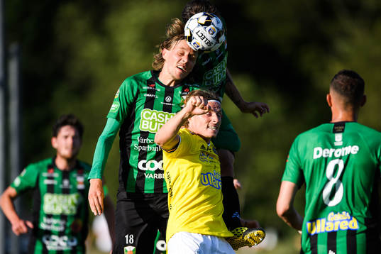 Varbergs Joakim Lindner och Falkenbergs Carl Johansson