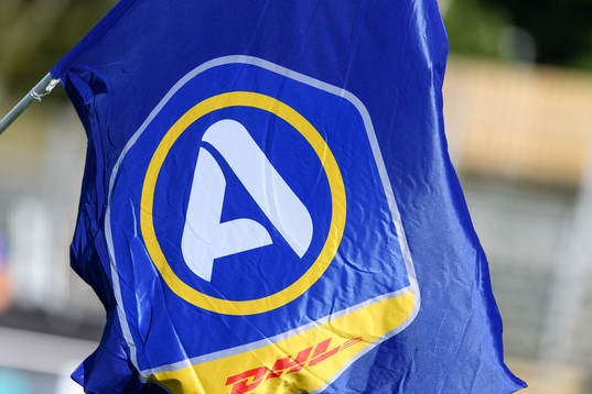 Allsvenska flaggan före fotbollsmatchen i Allsvenskan