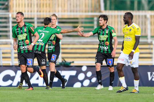 Varbergs spelare jublar