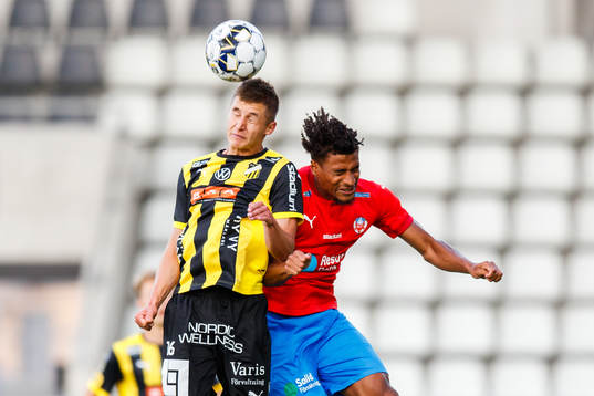 Häckens Leo Bengtsson och Helsingborgs Joseph Ceesay
