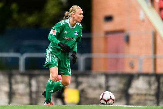 Älvsjös målvakt Isabelle Granlund