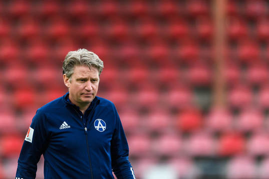 Älvsjös tränare Daniel Bjerkén