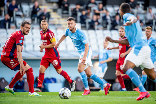 Malmö FFs Erdal Rakip mot Djurgårdens Erik Berg