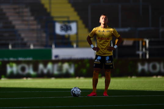 Elfsborgs Jesper Karlsson innan avspark för