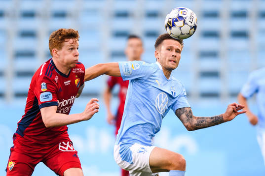 Djurgårdens Aslak Witry och Malmö FFs Arnór Traustason