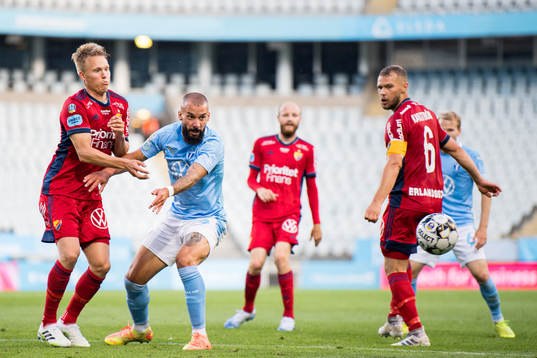 Djurgårdens Jonathan Augustinsson och Malmö FFs Guillermo