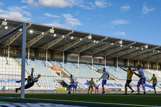 Mål 0-1 av Elfsborgs Johan Larsson via IFK Norrköpings