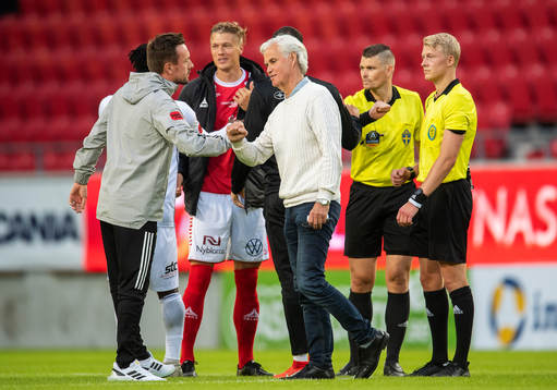 Kalmars tränare Nanne Bergstrand och Östersunds tränare