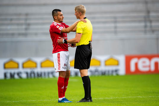 Kalmars Emin Nouri och Domare Adam Ladebäck